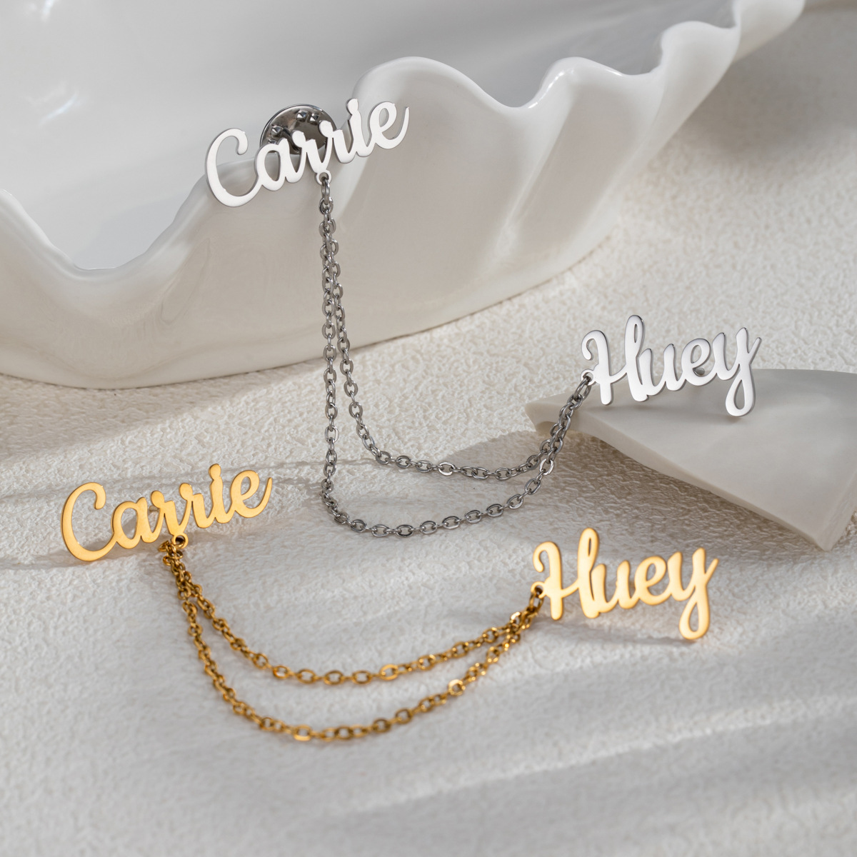 Embroidery Names - دبابيس شارات عصرية قابلة للتخصيص باسمين،