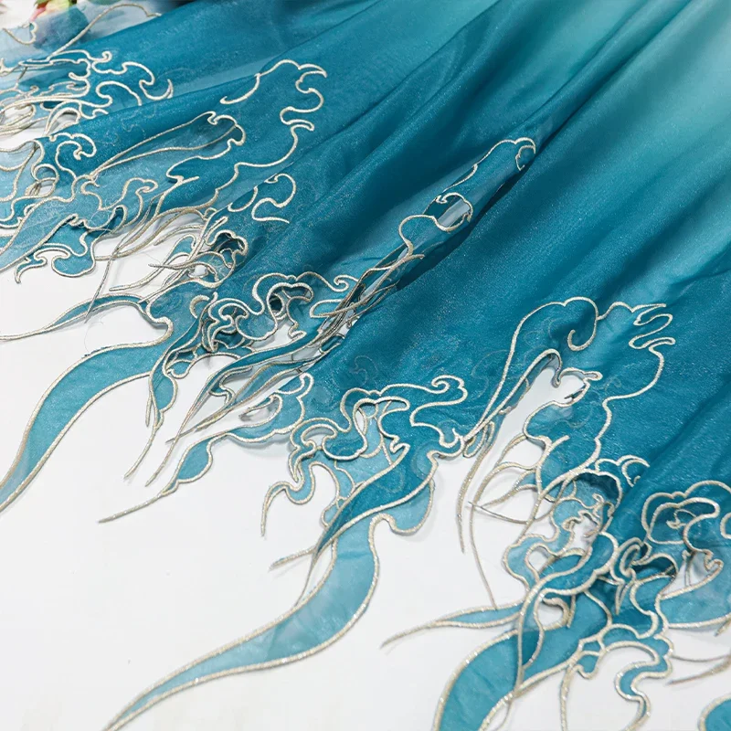 Embroidery Skirt - قماش تدرج اللون بتطريز على الطراز