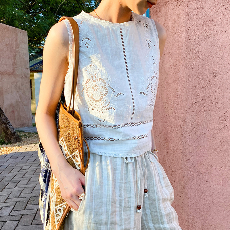 بلوزة نسائية صيفية كاجوال بتصم - مراجعة Embroidery Eyelet وسعره