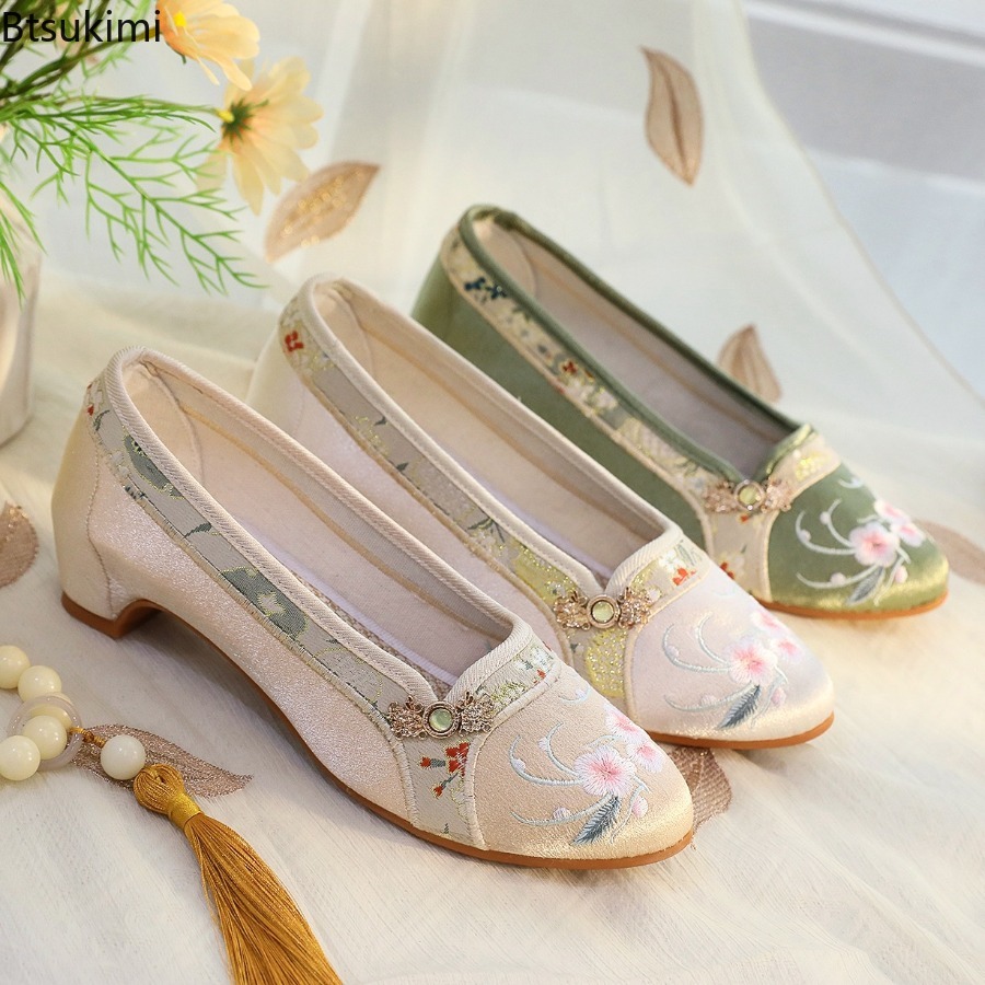 أحذية نسائية جديدة لعام 2026 ب - مراجعة Embroidery Cloth وسعره