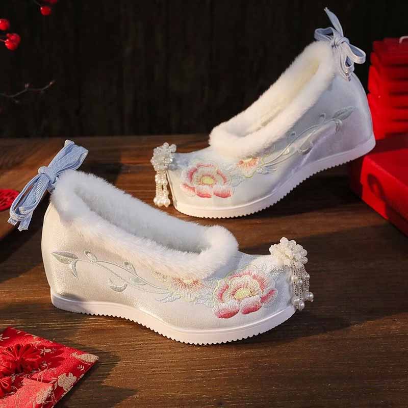 المرأة حجم كبير 41 #   أحذية H - مراجعة Embroidery Cloth وسعره