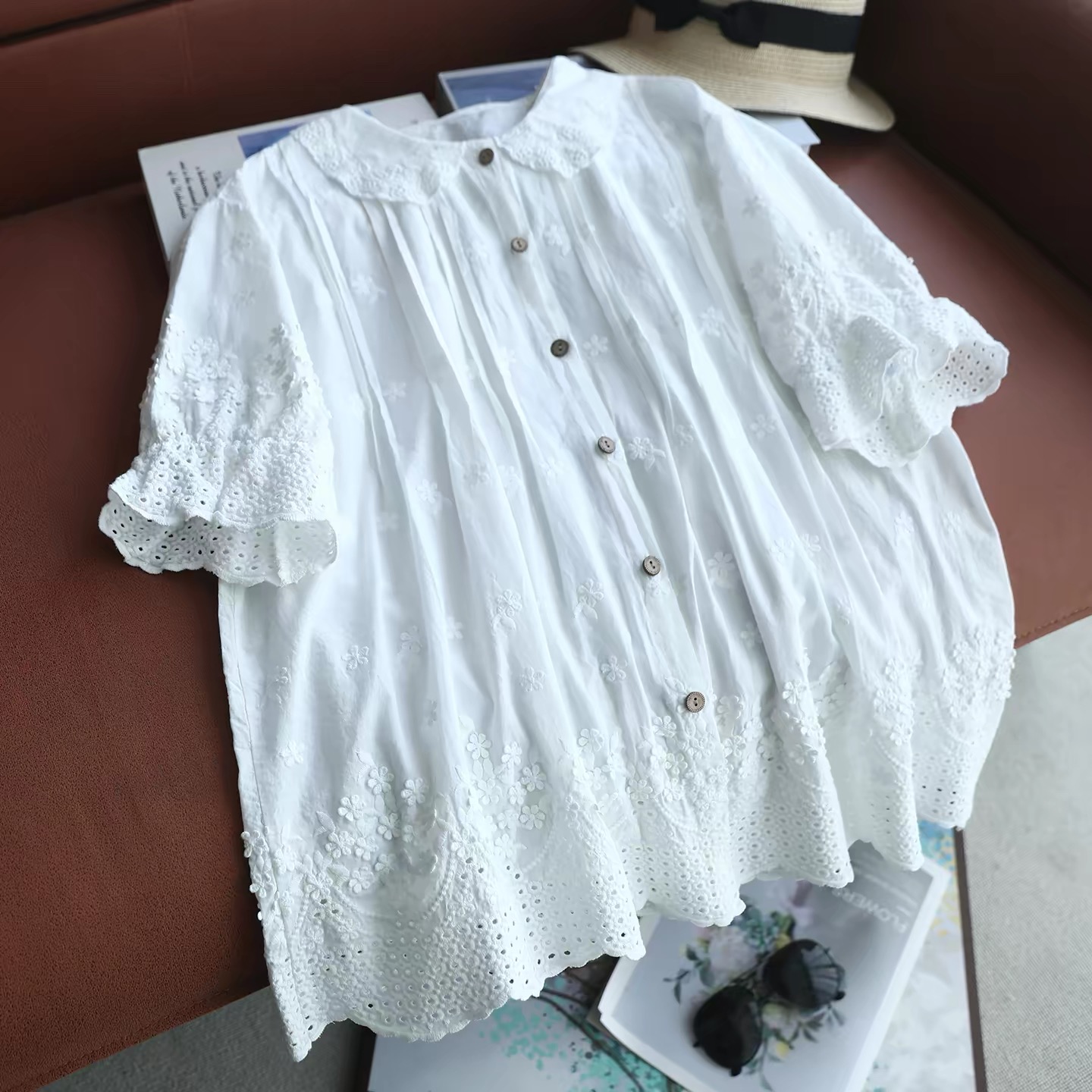 بلوزة نسائية 2026 بياقة بيتر ب - مراجعة Embroidery Eyelet وسعره