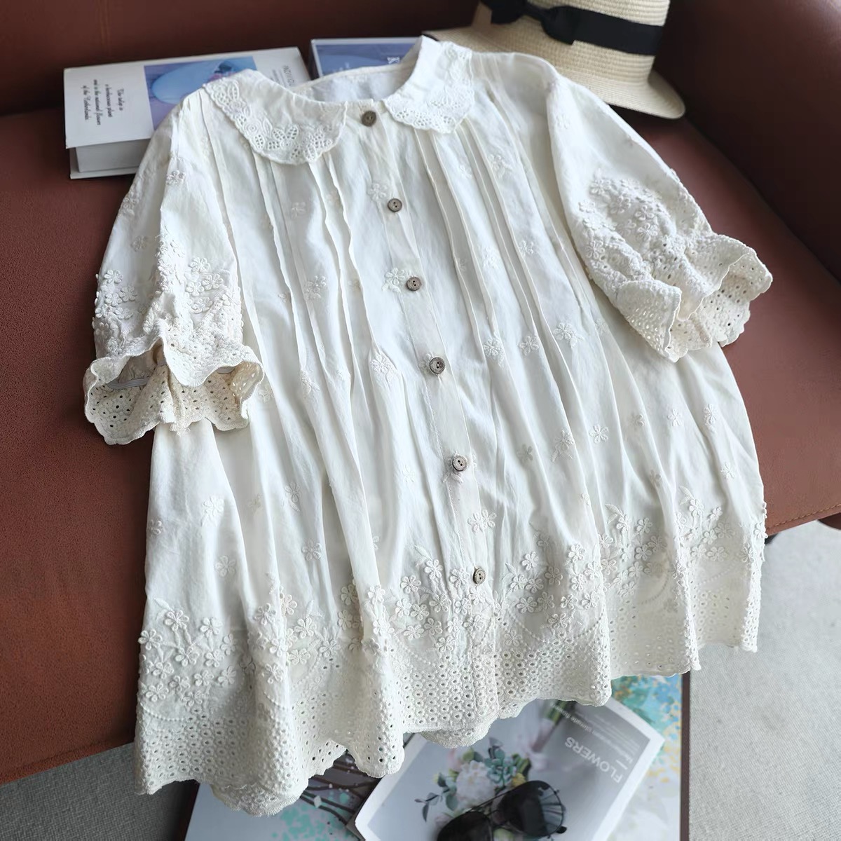 بلوزة نسائية 2026 بياقة بيتر ب - مراجعة Embroidery Eyelet وسعره